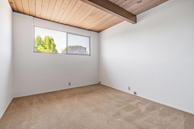 106 Eliza Court, Foster City CA: https://media.crmls.org/mediaz/97204c33-296c-45aa-aab9-fa4fb5a3001d.jpg