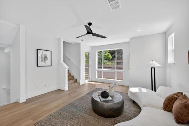 955 Woodside Road, Redwood City CA: https://media.crmls.org/mediaz/9721f111-5179-42ac-99fe-a8162eb41eff.jpg