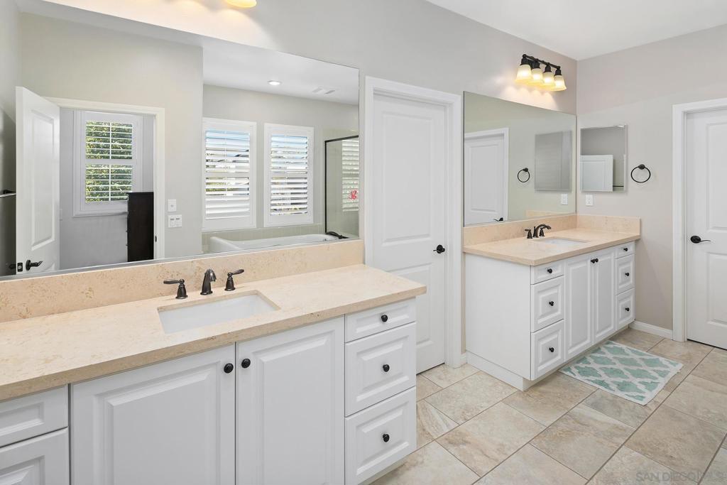 MLS #250042618SD image #22