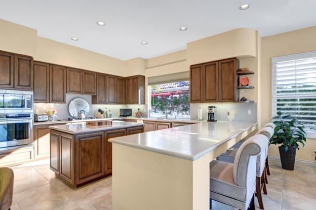 241 Arrowhead Drive, Palm Desert, CA 92211