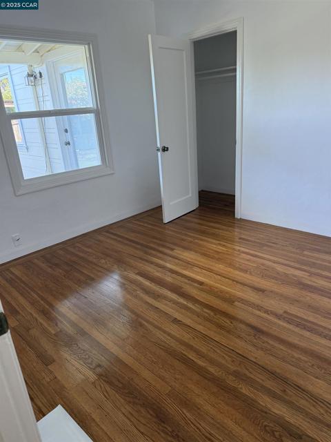 2103 Visalia Ave, Richmond CA: https://media.crmls.org/mediaz/972300d0-36b3-4cd6-911b-0aa1631f5c33.jpg