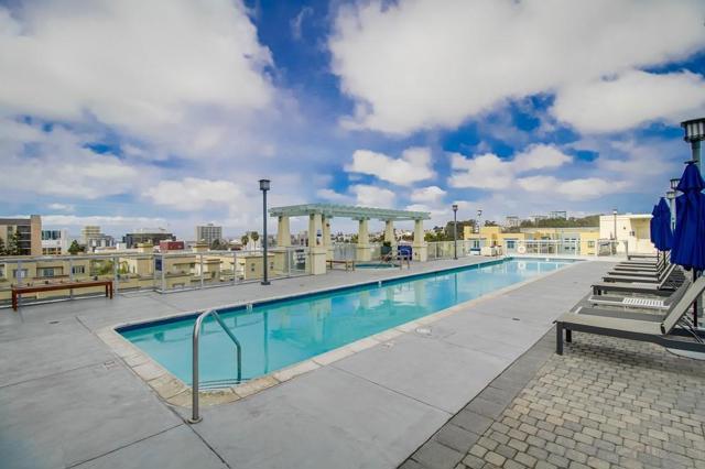 850 Beech St, San Diego, California 92101, 2 Bedrooms Bedrooms, ,2 BathroomsBathrooms,Condominium,For Sale,Beech St,250020676SD