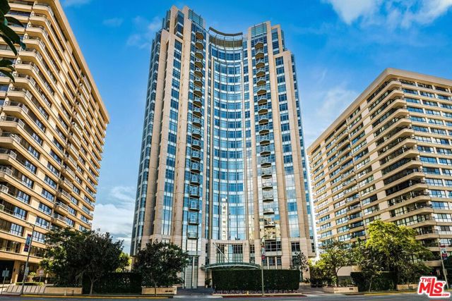 10776 Wilshire Boulevard, 301