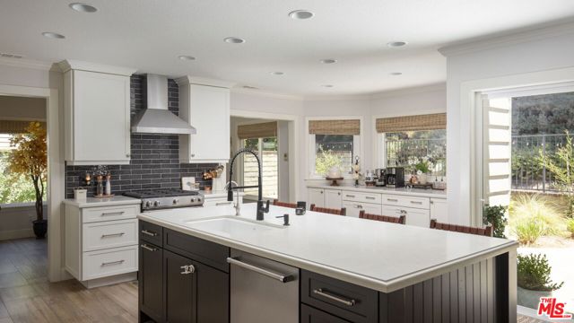 26430 Emerald Dove Drive, Valencia CA: https://media.crmls.org/mediaz/9726d992-31cd-4967-b368-7cdf23fbd75d.jpg