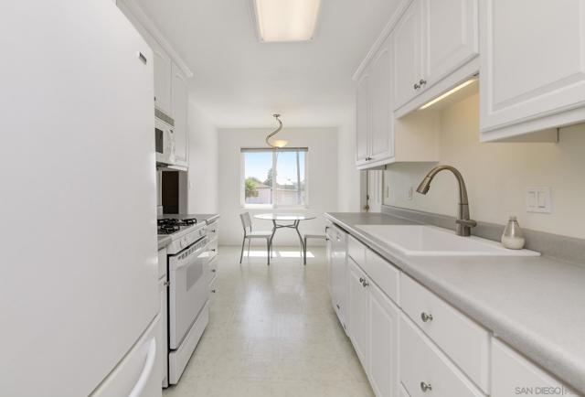 6330 Blanchard Rd, La Mesa CA: https://media.crmls.org/mediaz/9726f877-1241-4aa6-b9b4-5d225ef11499.jpg