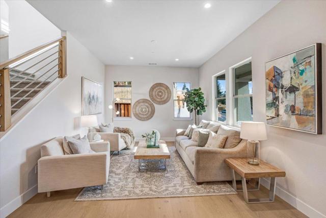 115 Waterstone Court, Napa CA: https://media.crmls.org/mediaz/9727a050-8c6e-4968-9ad3-ab448f84f9fc.jpg