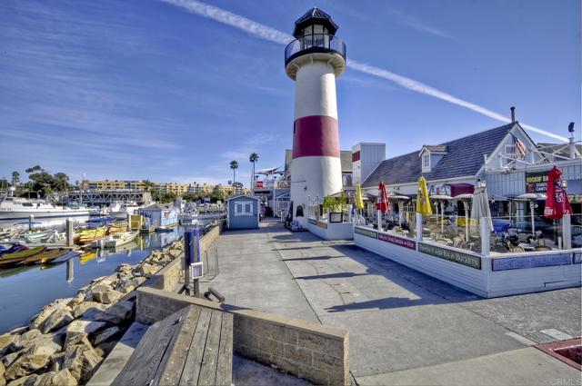 Detail Gallery Image 6 of 31 For 364 Compass Rd., Oceanside,  CA 92054 - 3 Beds | 2/1 Baths