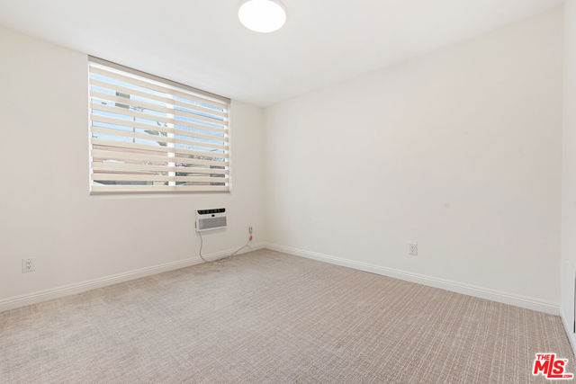 2638 S Barrington Avenue, Los Angeles CA: https://media.crmls.org/mediaz/9727dd35-e046-418d-b3a2-a0fe38596fa4.jpg