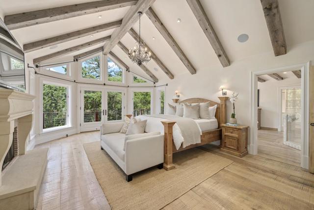 3 Vintage Court, Woodside CA: https://media.crmls.org/mediaz/97296d6c-11ab-41c1-917c-9174a505c88d.jpg