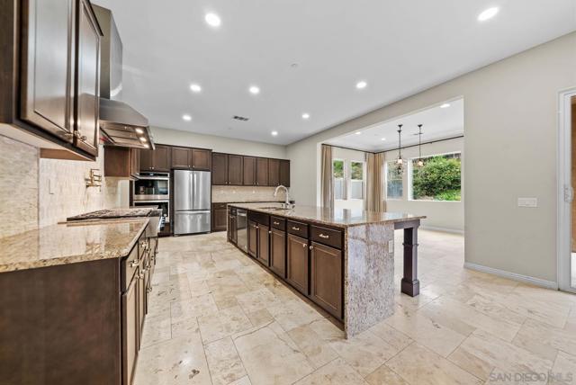 1797 Santa Christina Ave, Chula Vista CA: https://media.crmls.org/mediaz/972a23c2-6327-4d46-b5c2-daf9fa34959b.jpg