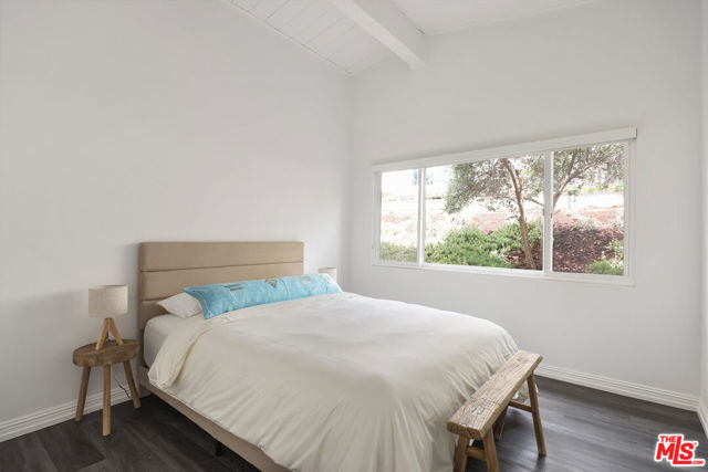 Drew Fenton | 1279 El Hito Circle Pacific Palisades CA | MLS: 7358476