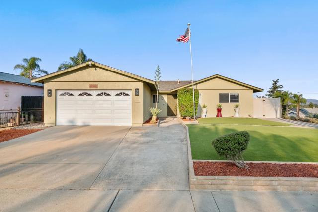 9447 Medina Dr, Santee CA: https://media.crmls.org/mediaz/972abd7c-3531-4c6b-9205-a0c5e8747b20.jpg
