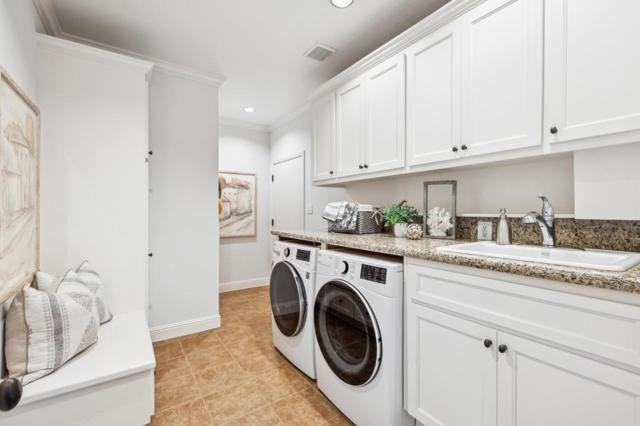 3003 Canyon Road, Burlingame CA: https://media.crmls.org/mediaz/972b56b7-82f3-448f-a2ad-695fe20409f9.jpg