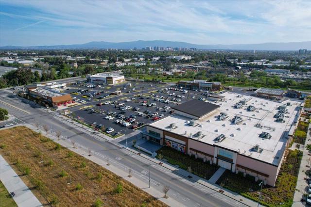 1011 Bellante Lane, San Jose CA: https://media.crmls.org/mediaz/972d82e6-7e19-4f11-b805-10dcd8147e85.jpg