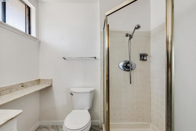 1849 Springsong Dr, San Jose CA: https://media.crmls.org/mediaz/972fd41c-ac3b-4580-be16-0f805b033e75.jpg