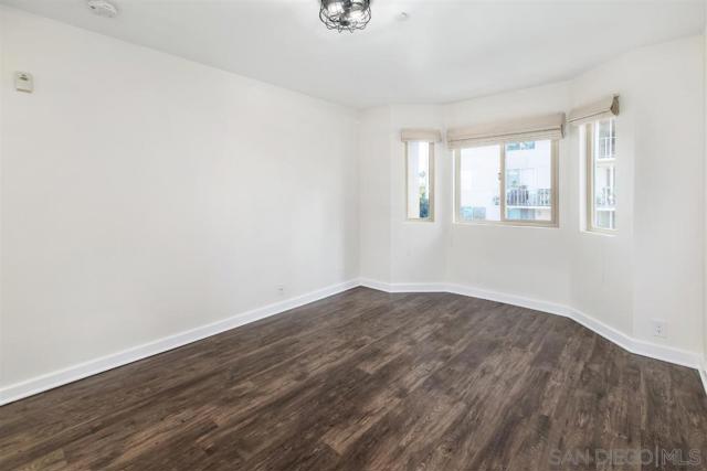3645 7TH AVE, San Diego CA: https://media.crmls.org/mediaz/97303b56-b1fc-48d9-ab68-a0a87c9bd47c.jpg