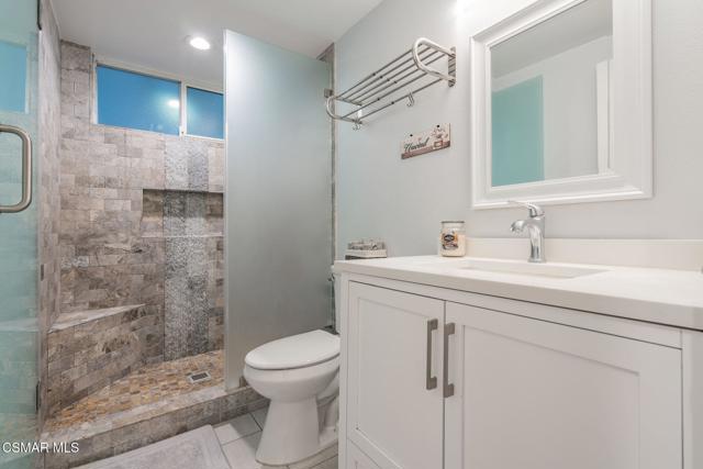 2760 Royal Avenue, Simi Valley CA: https://media.crmls.org/mediaz/97317621-6e6c-48a4-ae1a-21266f4882c0.jpg