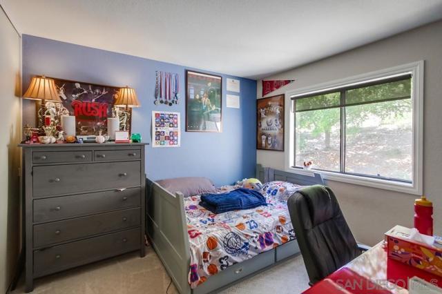 11840 SPRINGSIDE ROAD, San Diego CA: https://media.crmls.org/mediaz/9732bad0-873b-4436-9b57-bf8207b31495.jpg