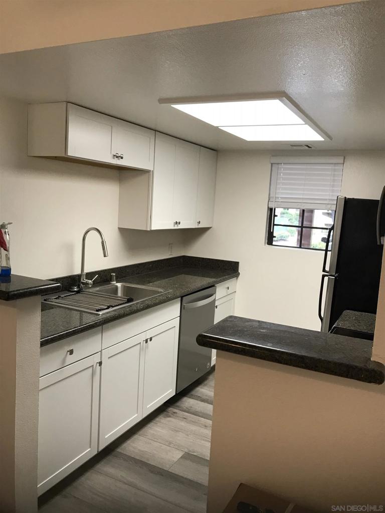 12035 Alta Carmel - photo 20