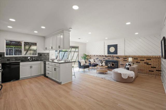 692 Hathaway Court, San Jose CA: https://media.crmls.org/mediaz/973411f8-8eb3-41f1-aa34-711e55f65b05.jpg