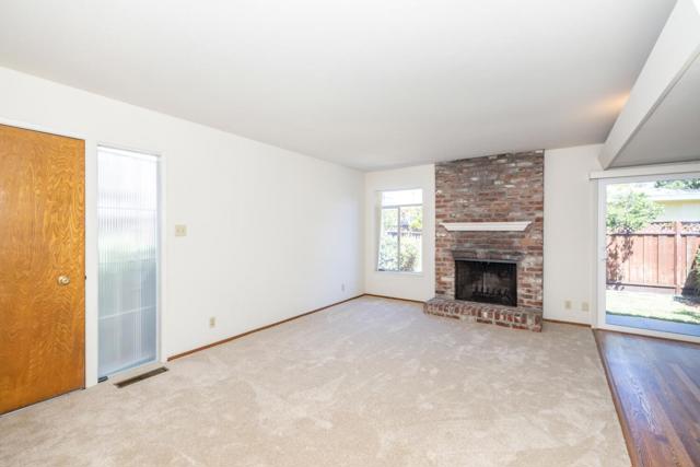 1648 Oak Avenue, Redwood City CA: https://media.crmls.org/mediaz/973422f0-4734-473e-ba6c-11113f6088b4.jpg