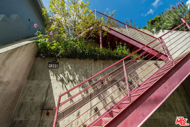 1205 N Beverly Glen Boulevard, Los Angeles CA: https://media.crmls.org/mediaz/9734dd6d-52a0-4f63-a1fd-55db7a47b6ed.jpg