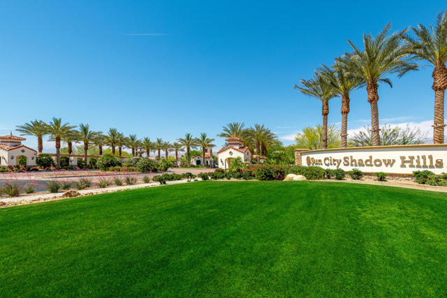 39007 Camino Orquesta, Indio CA: https://media.crmls.org/mediaz/9734f02a-4f4c-4b2f-952b-3334c16976fe.jpg