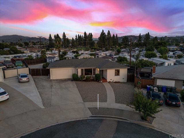1131 Mary St, El Cajon CA: https://media.crmls.org/mediaz/9735038c-b41e-431b-ab17-3dc7cd6f25de.jpg