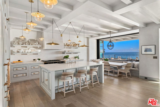 27218 Pacific Coast Highway, Malibu CA: https://media.crmls.org/mediaz/973533b7-8841-4bbf-9629-b9cacb0891f6.jpg