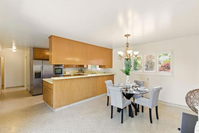 610 De Anza Avenue, San Carlos CA: https://media.crmls.org/mediaz/973538c2-dab4-4dff-9730-16af3798c349.jpg