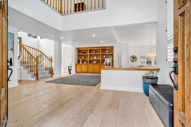 6057 Rainbow Hill Road, Agoura Hills CA: https://media.crmls.org/mediaz/9735d76f-4726-4108-9206-2b0f56b87fb0.jpg