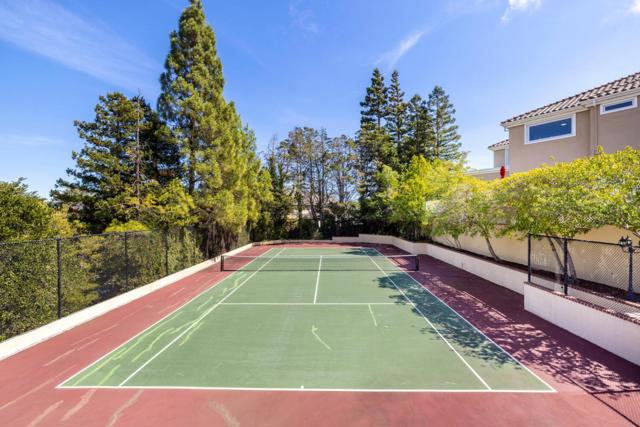 75 Eugenia Way, Hillsborough CA: https://media.crmls.org/mediaz/9735ea9f-878f-451e-859a-e6eb7ad4f67b.jpg