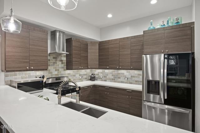 Detail Gallery Image 21 of 43 For 3236 Royal Oaks Dr #5,  Thousand Oaks,  CA 91362 - 3 Beds | 2/1 Baths