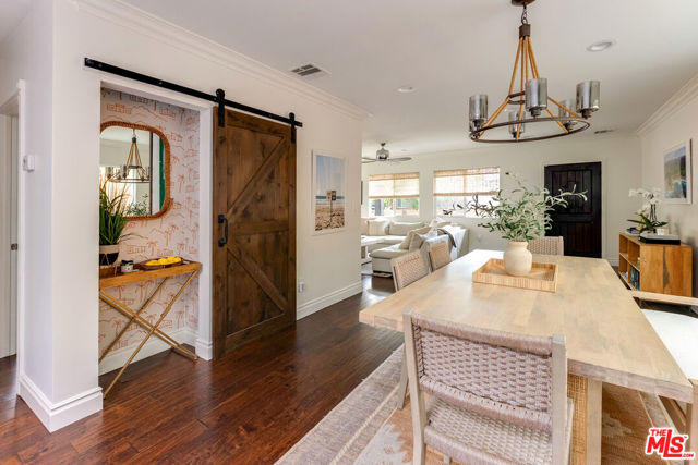 1774 Washington Way, Venice CA: https://media.crmls.org/mediaz/973724f4-4931-4b42-8db1-20fae21cf8c8.jpg