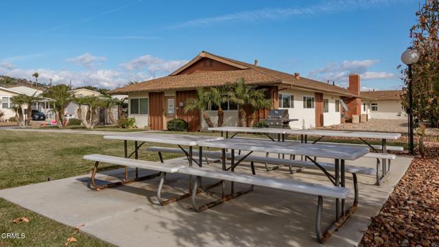 11100 Telegraph Road, Ventura CA: https://media.crmls.org/mediaz/97373cca-8763-4b40-9c8e-4ed46f8c4a73.jpg