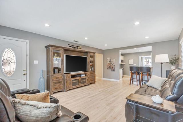 3018 Kirk Road, San Jose CA: https://media.crmls.org/mediaz/9737463a-1d20-406d-afb1-cdd512141855.jpg