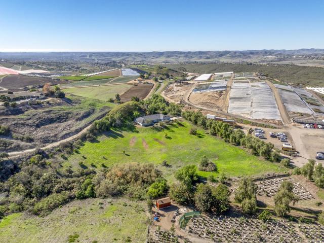 Detail Gallery Image 48 of 52 For 1420 Wilshire Rd, Fallbrook,  CA 92028 - 3 Beds | 2/1 Baths
