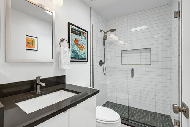 2101 Los Patos Drive, Palm Springs CA: https://media.crmls.org/mediaz/97379f0a-73dc-40b9-bcb5-21d8249c175a.jpg