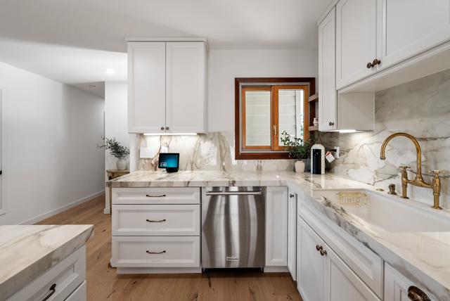 1714 Highland Place Dr, Paso Robles CA: https://media.crmls.org/mediaz/97380071-8b46-4415-afb3-c0023c8e4bf0.jpg