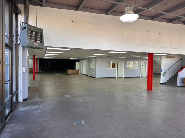 Image 40 of 58 For 1020 Auto Center Parkway