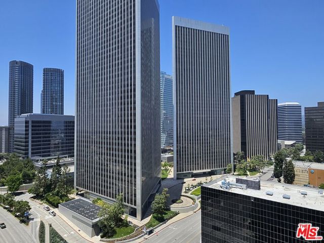 2160 CENTURY PARK EAST, Los Angeles CA: https://media.crmls.org/mediaz/973ab263-9608-4501-8a4e-e94381240872.jpg