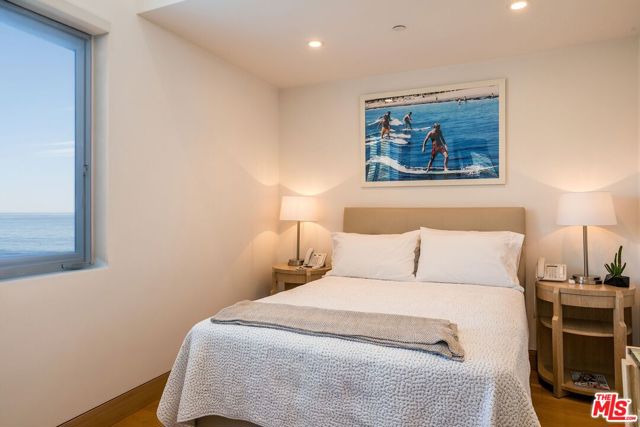 24380 Malibu Road, Malibu CA: https://media.crmls.org/mediaz/973ba7fa-43f0-4671-af28-105cffced588.jpg