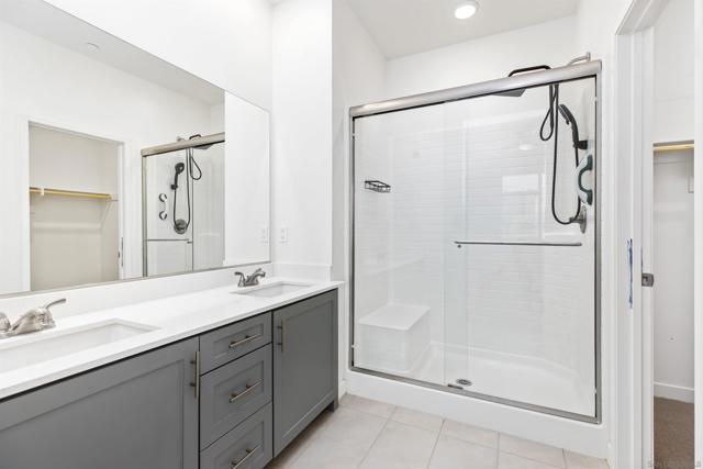 5471 Seacliff Pl, San Diego, California 92154, 2 Bedrooms Bedrooms, ,2 BathroomsBathrooms,Condominium,For Sale,Seacliff Pl,250034836SD