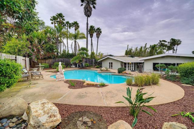 Detail Gallery Image 37 of 61 For 5091 El Arbol, Carlsbad,  CA 92008 - 4 Beds | 3 Baths