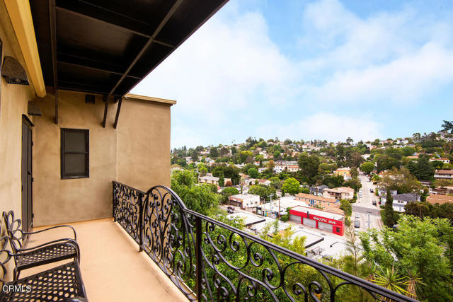 Detail Gallery Image 30 of 32 For 2214 Lyric Ave, Los Angeles,  CA 90027 - 5 Beds | 3 Baths