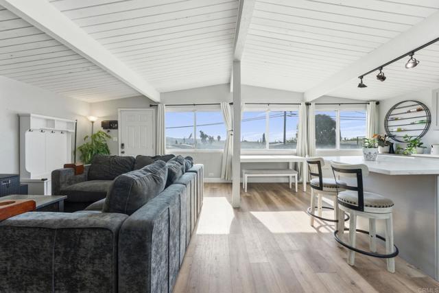 Detail Gallery Image 8 of 25 For 9838 Ivanho St, Spring Valley,  CA 91977 - 3 Beds | 1 Baths