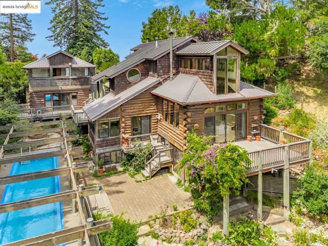 5950 Grizzly Peak Blvd, Oakland CA: https://media.crmls.org/mediaz/97403aa0-5cf1-41f3-9e28-4a51f1478abf.jpg