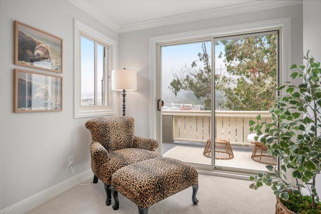 107 Knockash, San Francisco CA: https://media.crmls.org/mediaz/9740645c-c90d-42e4-ba59-0af551f16ec9.jpg