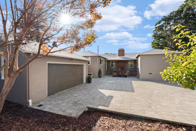 2105 Stratford Way, San Mateo CA: https://media.crmls.org/mediaz/974101f1-911f-4451-9734-0d488d54ae4c.jpg