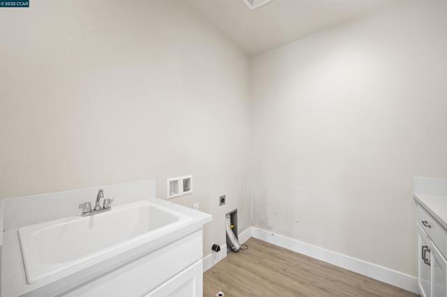 5541 Promontory Way, Antioch CA: https://media.crmls.org/mediaz/9741164f-17c9-48a6-9b7a-26885aedd577.jpg